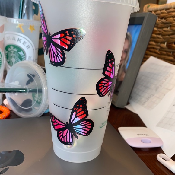 starbucks vinyl cup with butterflies - Picture 2 of 2